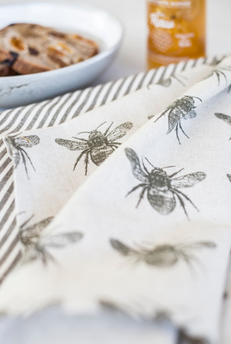 Honey Bee Napkins Olive Green – Set of 4